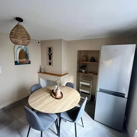 Appartement Renove Et Cosy Idealement Situe