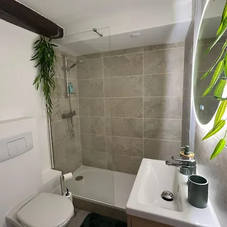 Renove Et Cosy Idealement Situe Appartement *